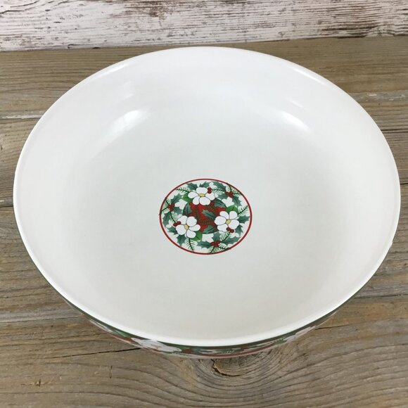 Pfaltzgraff Yuletide Round Vegetable Bowl 8 3/4" X 2 1/4" Christmas-Themed - Picture 12 of 12